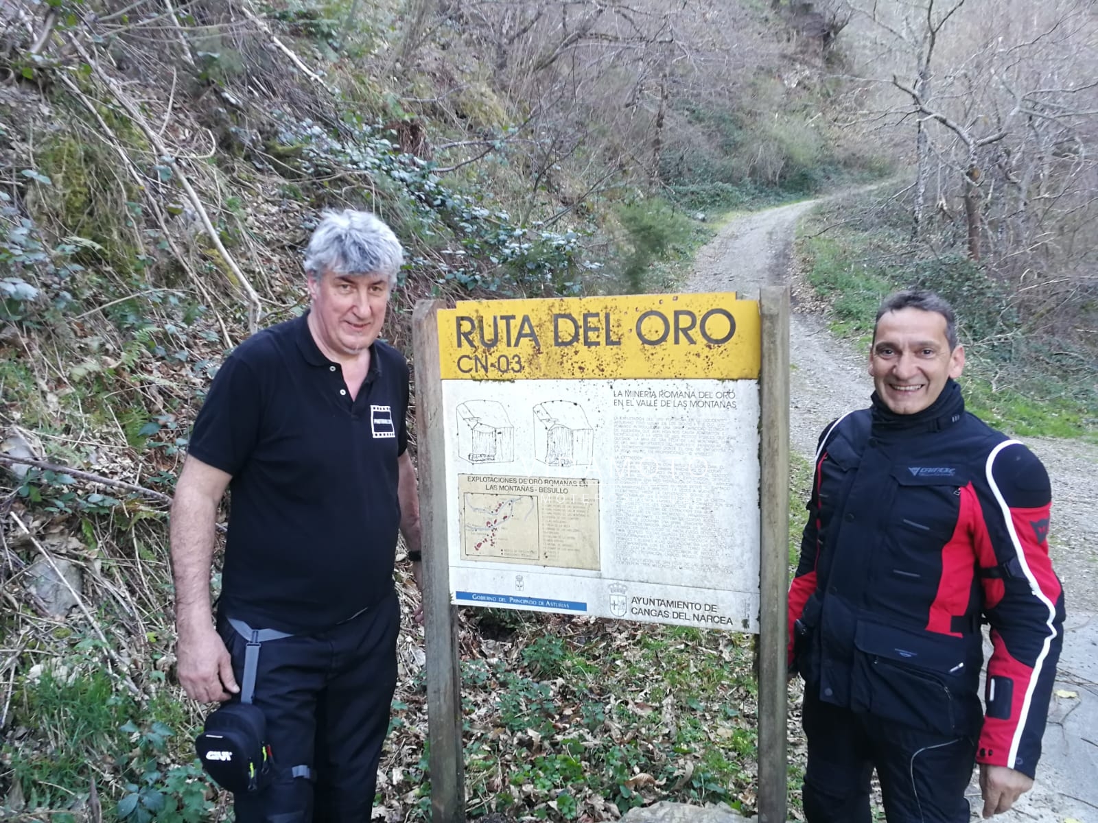 2019-03-16 23.54.34-4